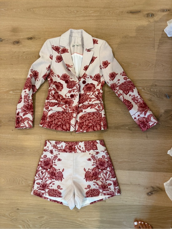 Alice + Olivia Jackets & Blazers - Alice + Olivia Light Gray Blazer with Red Floral Embroidery and matching shorts